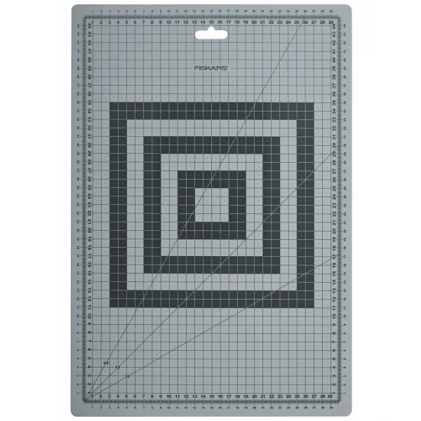 F8370
