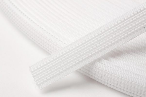 N4332 W Polyester Boning: Uncovered: 40m x 8mm: White