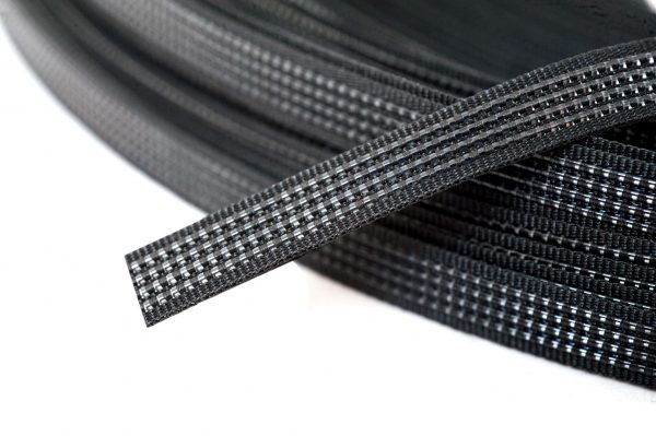 N4431 8 B Polyester Boning: Uncovered: 40m x 8mm: Black
