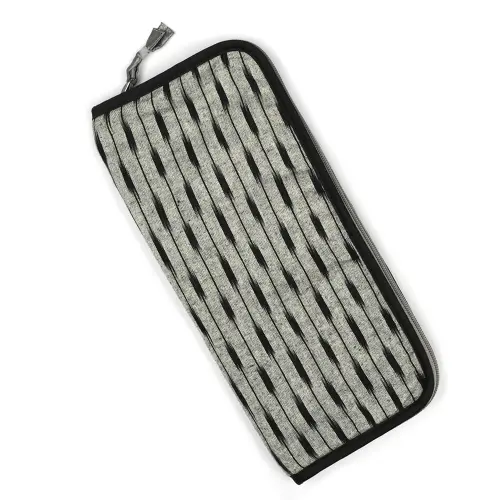 Needle Case: Circular: Fixed: Empty: Ikat